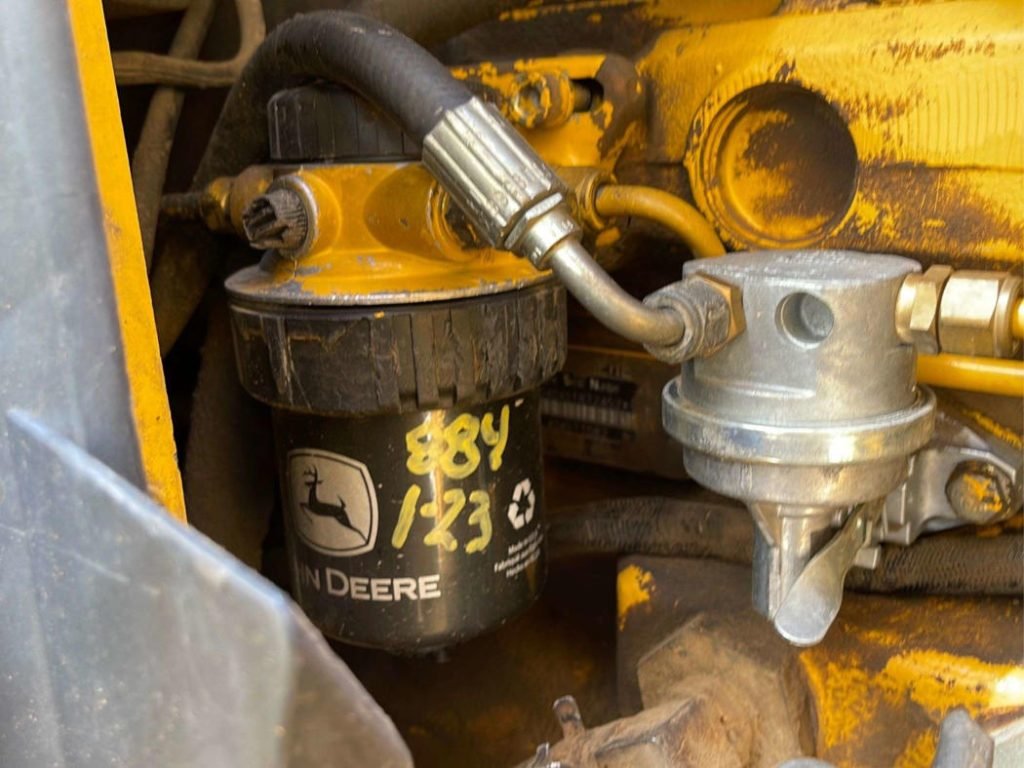 2002 John Deere 410G – Backhoe Loader