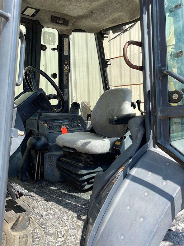 2002 John Deere 410G – Backhoe Loader