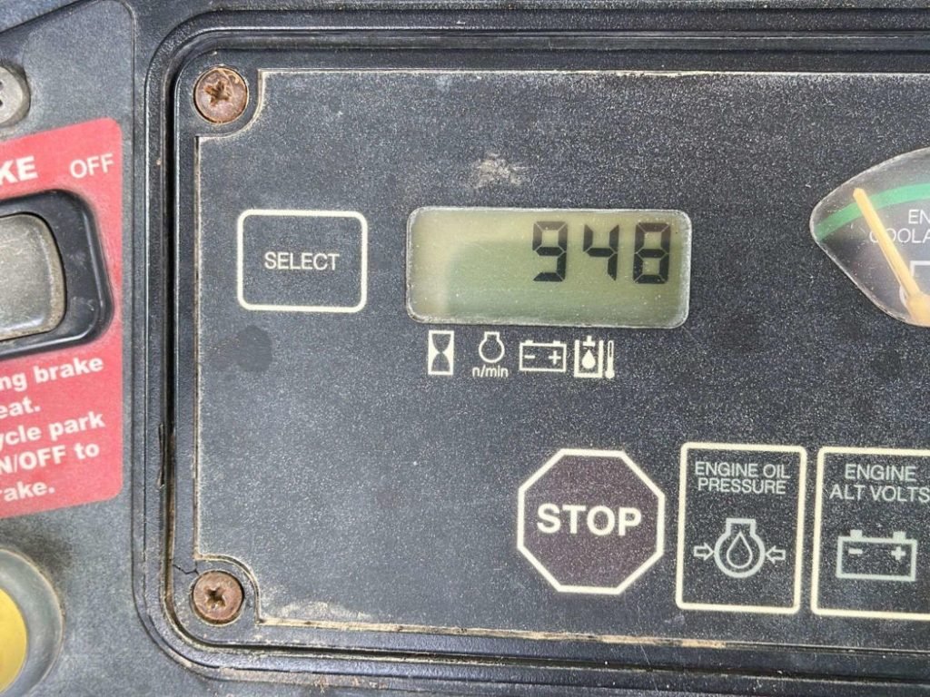 2002 John Deere 410G – Backhoe Loader