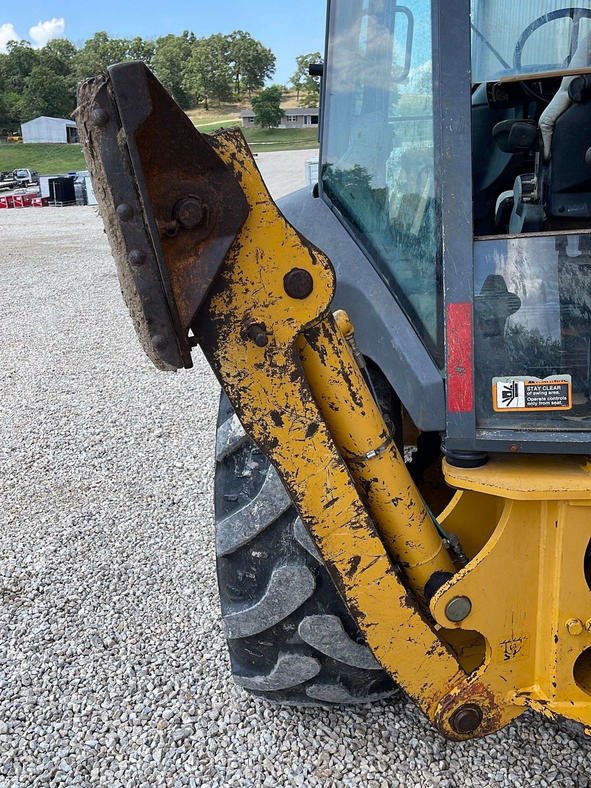 2002 John Deere 410G – Backhoe Loader