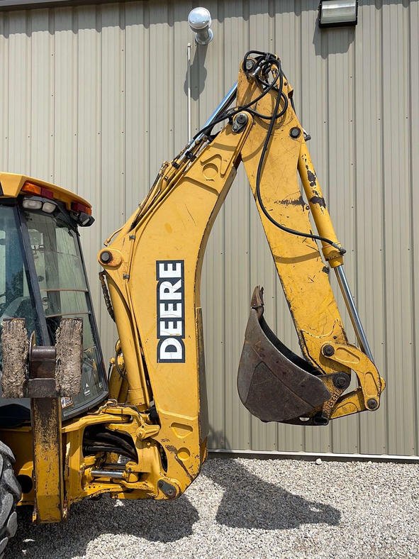 2002 John Deere 410G – Backhoe Loader